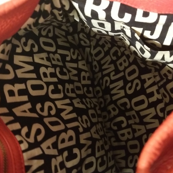 Coral Leather Shoulder Bag - Picture 3 of 9